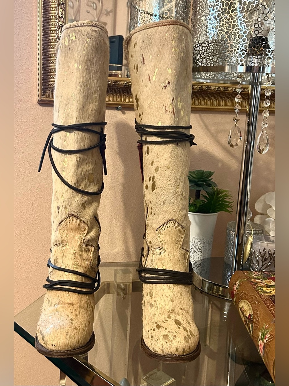 RARE Freebird Coal Calf Hide Light Cream with Gold Spots Lace-Up Leather Boot 9 - Picture 8 of 16